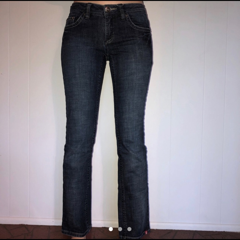 Low rise, vintage denim